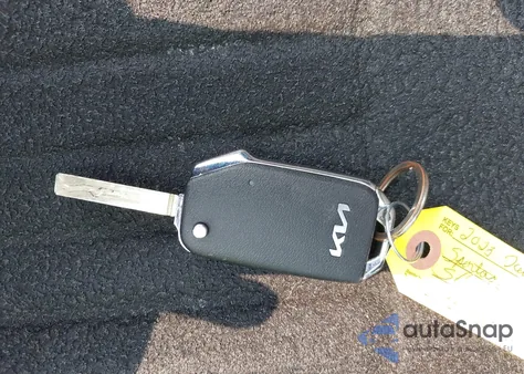 2023 Kia Sportage Hybrid Lx from USA, damaged, VIN KNDPUCAG5P7080512